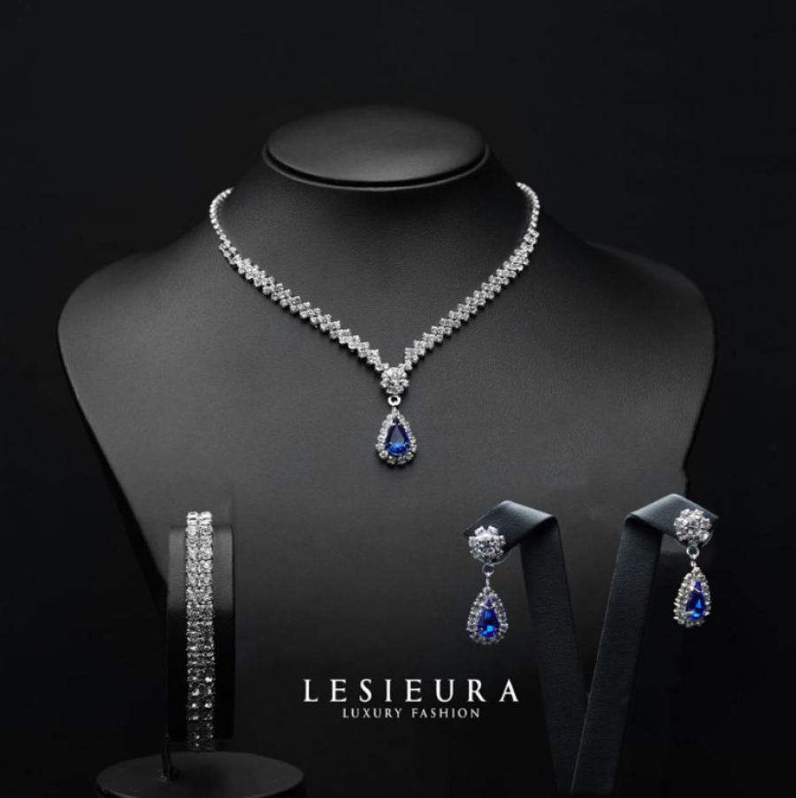 طقم قطرة الماء المميز